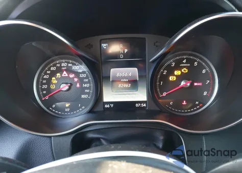 2019 Mercedes-Benz Glc 300 z USA, uszkodzony, nr VIN WDC0G4JB1KV157202